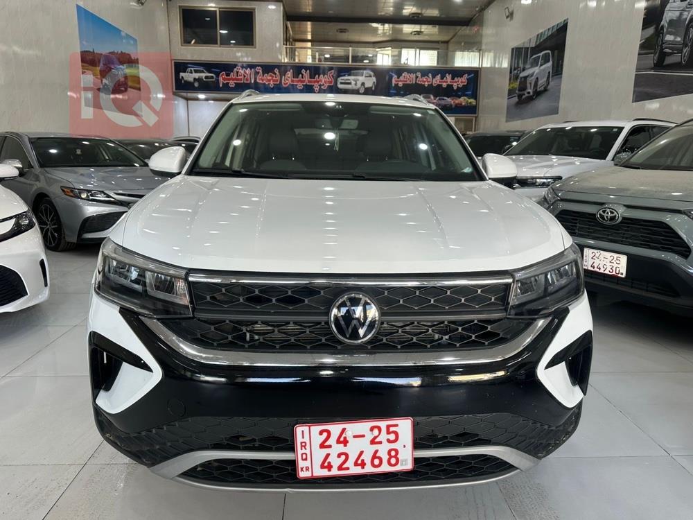 فولكسفاغن تاوس